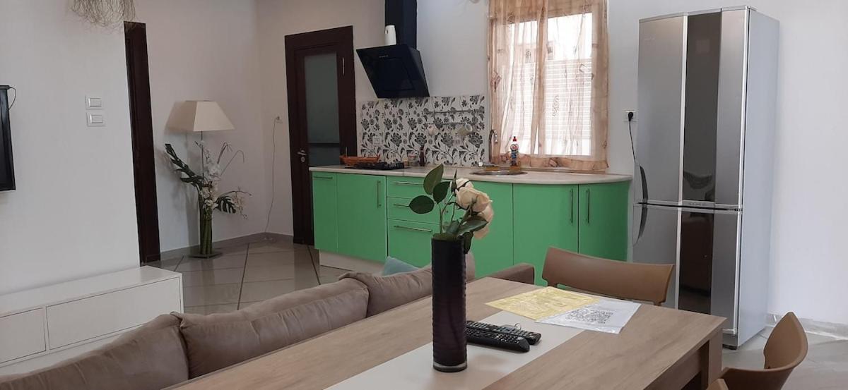 Fufa Haute Standing Appartment S2 Center 莫纳斯提尔 外观 照片